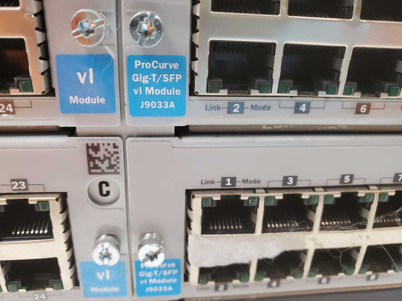 HP ProCurve Switch 4204vl J8770A w/ Module 2x J8768A 2x j9033 )