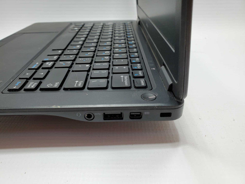 Dell Latitude E7240 Core i7-4600U @ 2.6GHz 8GB RAM 250GB SSD (