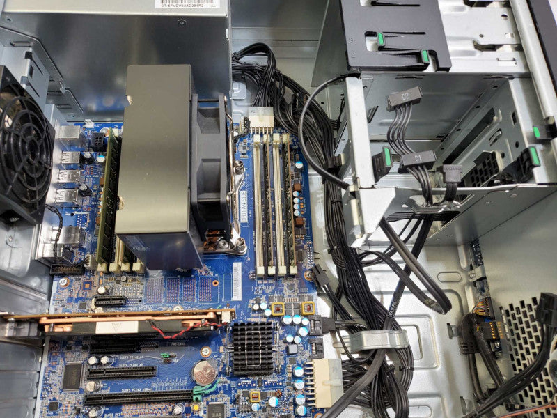 HP Workstation Z440 Xeon E5-1603v4 @2.8GHz 32GB DDR4 No HDD )