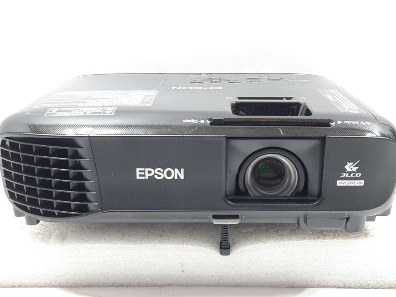 Epson EX9220 WUXGA 1080P HD Projector H846A w/ Lamp Runtime 10Hrs ~