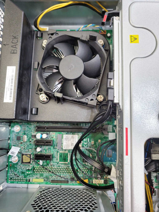 Lenovo ThinkCenter M710s Core i3-7100 @3.9GHz 8GB RAM No HDD )