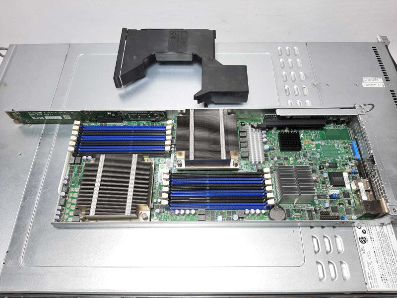 Supermicro 4-Node Blade Server 8x Xeon X5660 @ 2.8GHz 12x3.5\\" Caddie - No RAM  +