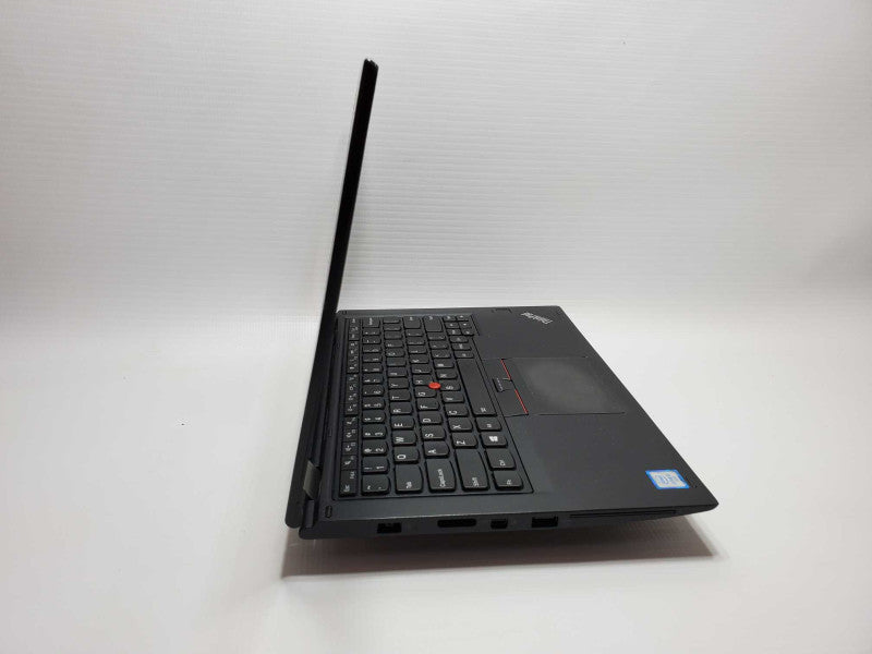 Lenovo ThinkPad Yoga 260 Core i3-6100U @ 2.3 GHz 8GB Ram 250GB SSD (