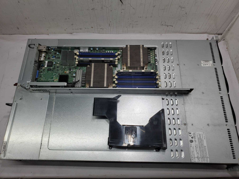 Supermicro 3-Node Blade Server 6x Xeon X5660 @ 2.8GHz 12GB DDR3 |