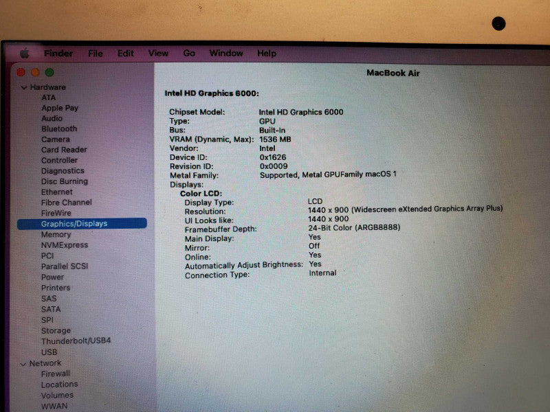MacBook Air 2015 Core i7-5650U @ 2.2 GHz 8GB DDR3 250GB SSD (