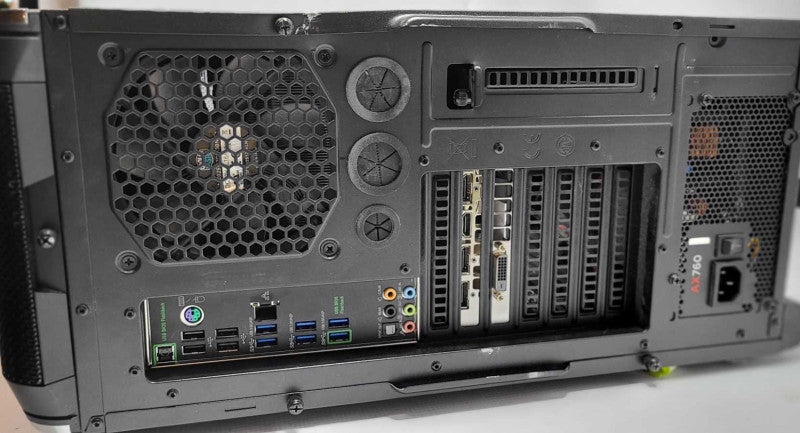 Custom PC- ASUS X99-A Motherboard, 32GB DDR4, i7-5820K 3.3GHz, EVGA GTX 1080 8GB, NO OS NO HDD$