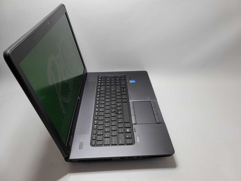 HP zBook 17 G2 with i7-4700HQ CPU 16GB RAM & 256 MSATA SSD READ -