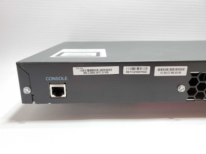 Cisco Catalyst WS-C2960-24TC-S 24-Ports Switch Factory_Default (
