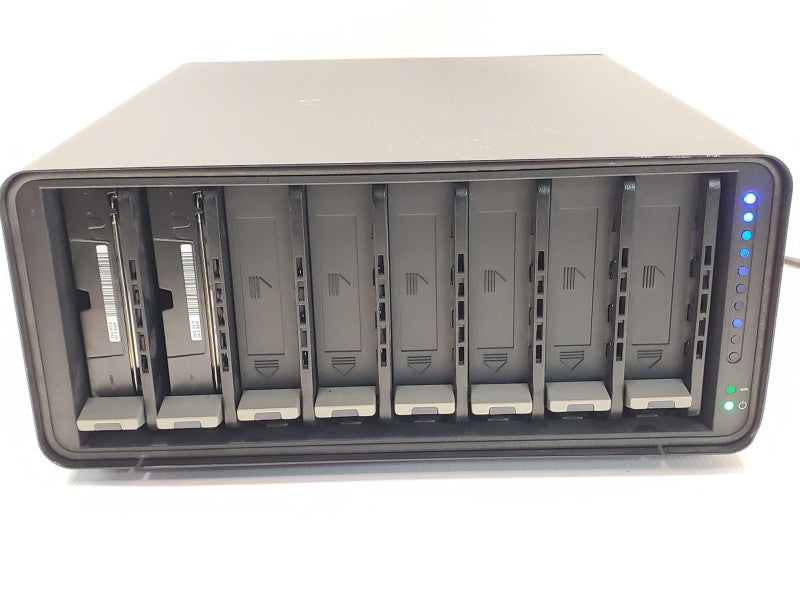 Data Robotics Drobo B800i 8-bay ISCSI SAN enclosure 2x 2TB HDDs, Factory Reset _