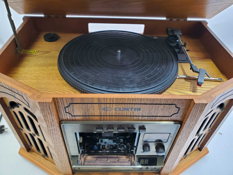Curtis Nostalgia Turntable/CD/Radio Stereo _ Power-on tested)