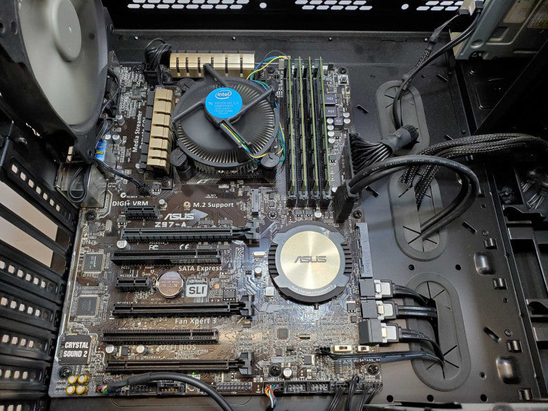 Custom PC Asus Z97-A Core i7-4790k @ 4.0 GHz 32GB Ram No HDD PS EVGA 750 80+ (