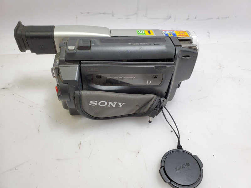 Sony Handycam DCR-TRV120 Digital-8 Hi-8 Camcorder for Parts )