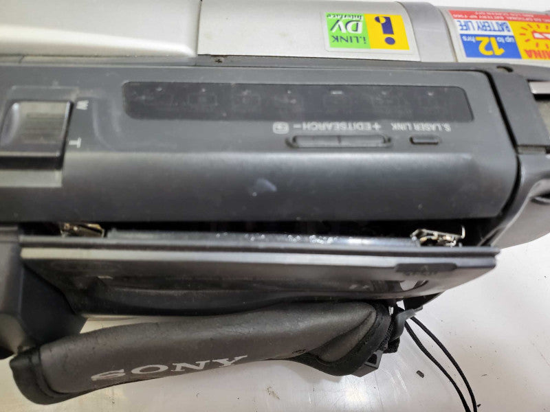 Sony Handycam DCR-TRV120 Digital-8 Hi-8 Camcorder for Parts )