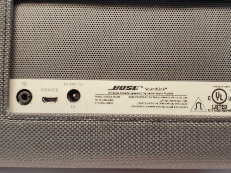 Bose SoundLink Bluetooth Mobile Wireless Speaker Model 404600, No AC Adapter _