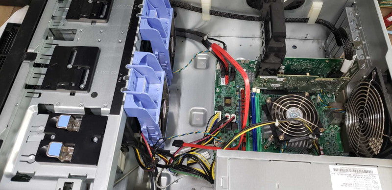 Lenovo Thinkserver TS440 Xeon E3-1225 V3 @ 3.20ghz / 4gb ram / see notes #