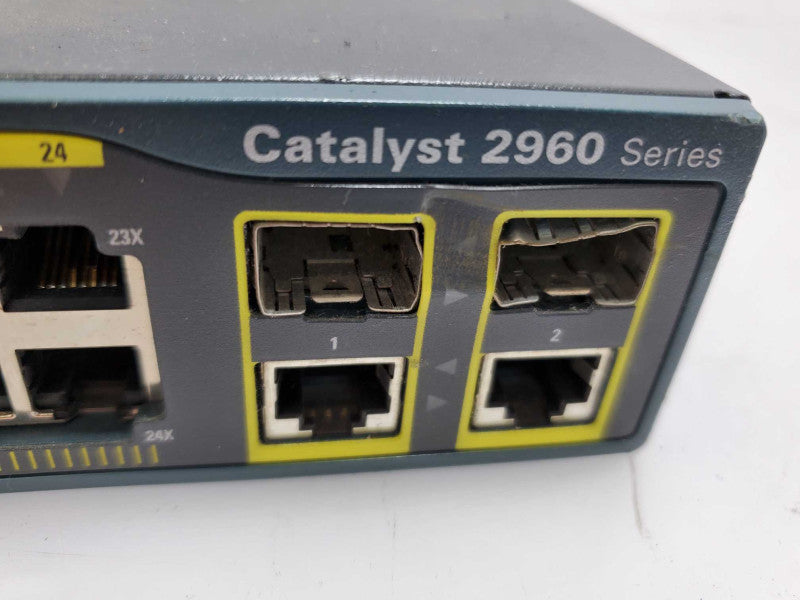 Cisco Catalyst 2960 Series WS-C2960-24TC-L 24-Port Ethernet Switch_ Res )