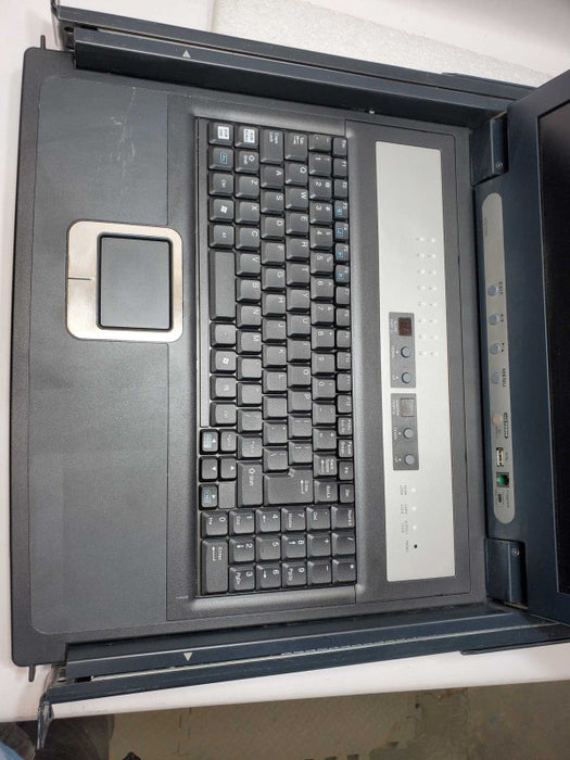 Iogear GCL1816 16-port 17\\" LCD Keyboard Combo Rackmount KVM Switch _
