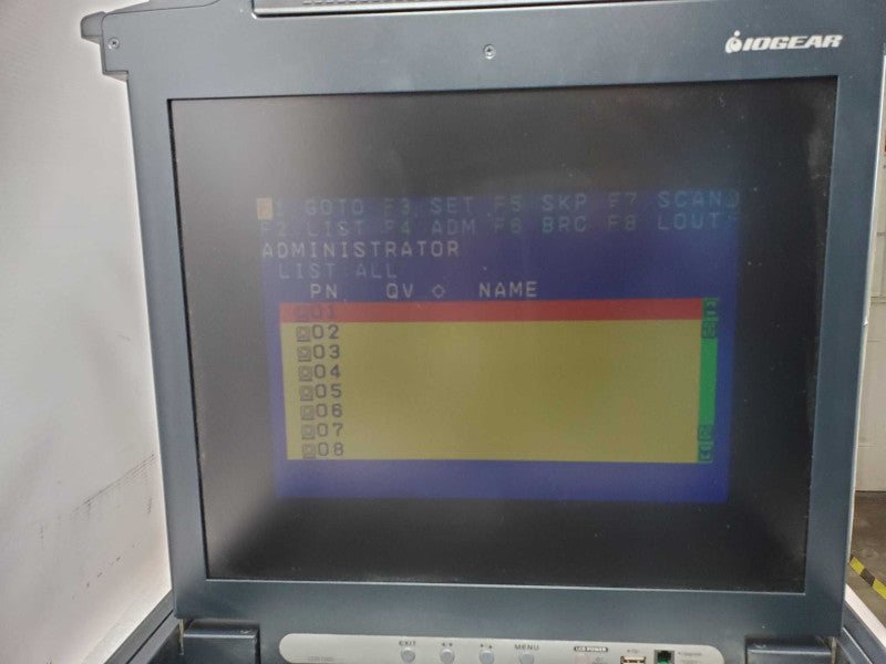 Iogear GCL1816 16-port 17\\" LCD Keyboard Combo Rackmount KVM Switch _