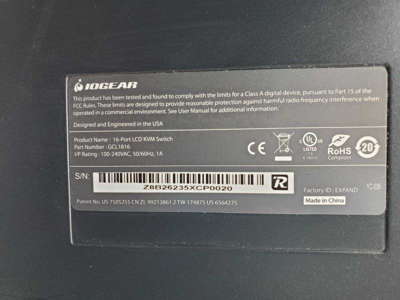 Iogear GCL1816 16-port 17\\" LCD Keyboard Combo Rackmount KVM Switch _
