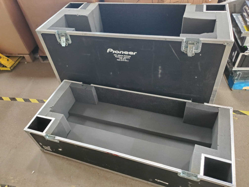 PIONEER Large Mobile Equipment Case 23\\"x57\\"x39\\" on Caster Wheels |