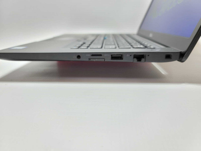 DELL Latitude 7490 with i7-8650U CPU 16GB RAM & 256GB SSD  -