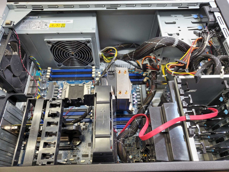 Lenovo ThinkStation D30 Barebone Xeon E5-2609 v2 @2.5GHz No RAM K600 )
