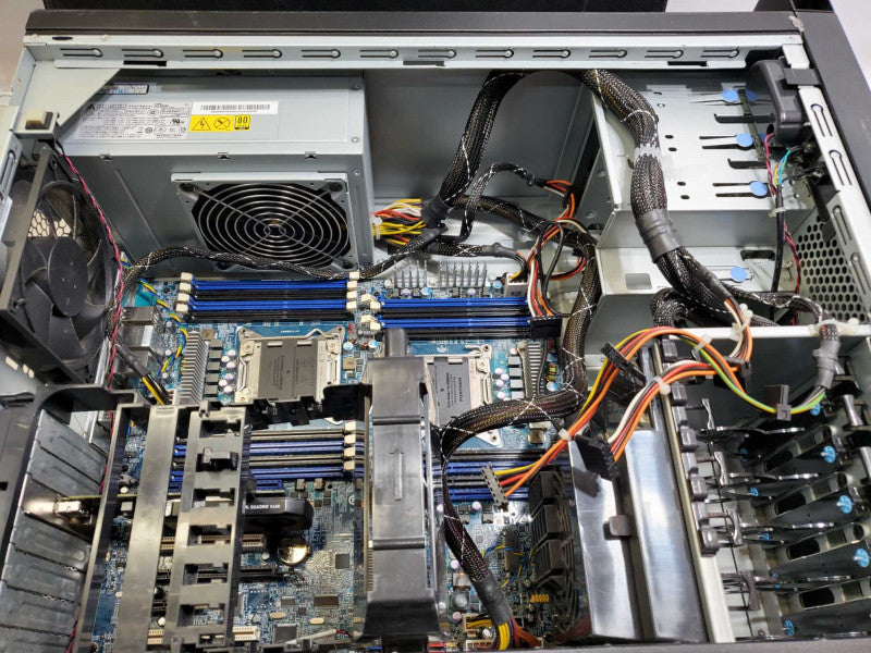 Lenovo ThinkStation D30 Barebone No CPU No RAM K600 )