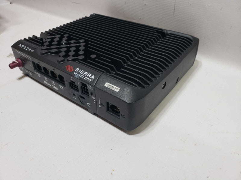 Sierra Wireless XR80 5Gbps/1Gbps GNSS Wi-Fi6 Cellular LTE/5G With XP Module [