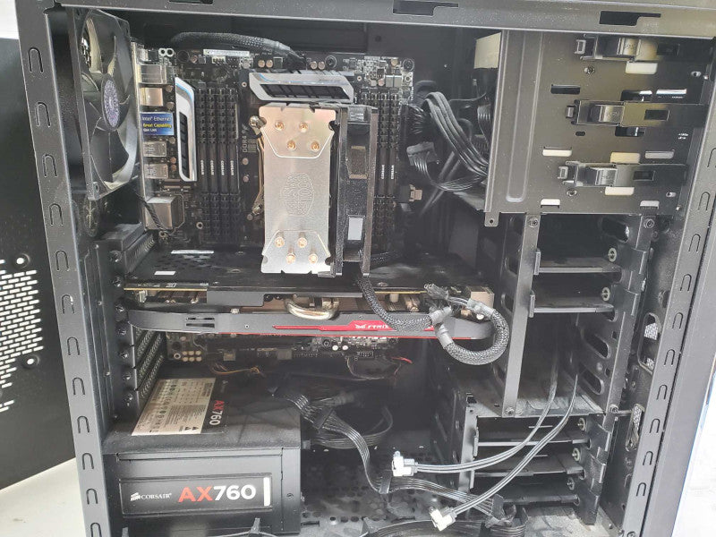 Custom PC- ASUS X99-A i7-5820K @3.3GHz 64GB DDR4 AMD R9 390X )