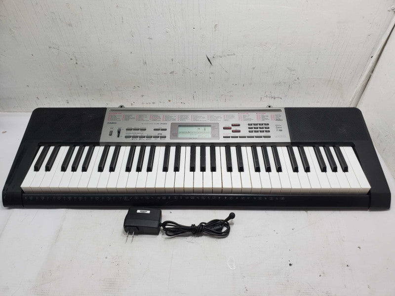 Casio LK-240 Electronic Music Keyboard |