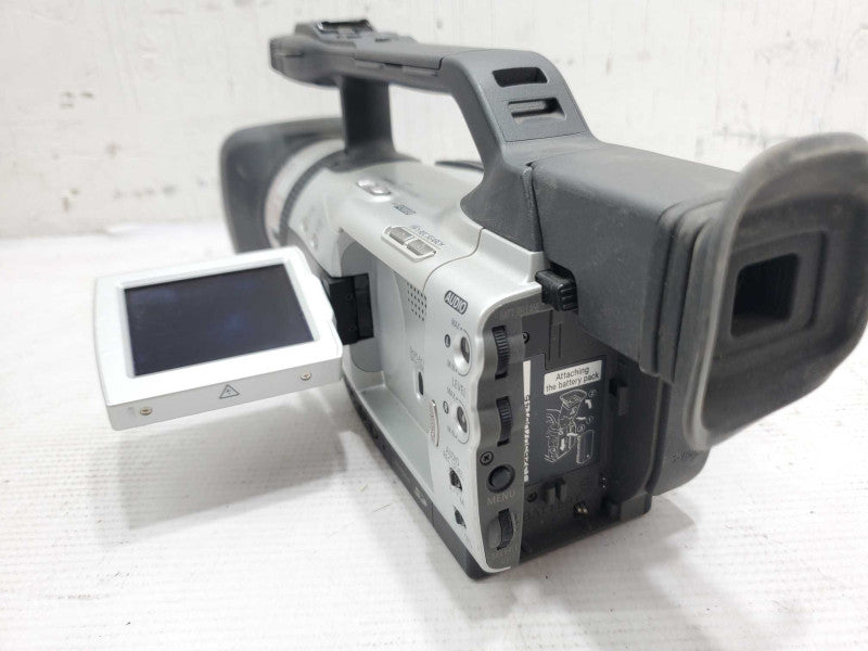 Canon GL2 DM-GL2A NTSC MiniDV Camcorder, No Battery (AS-IS) |