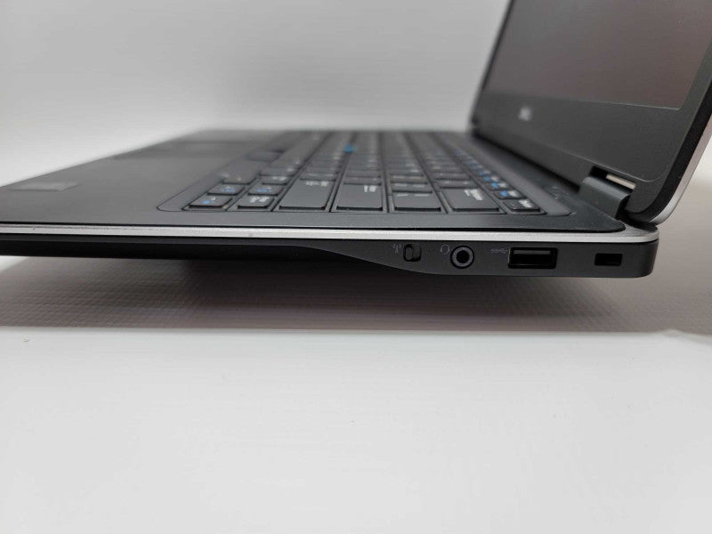 DELL Latitude E7450 with i7-5600U CPU 8GB RAM & 256GB SSD  -
