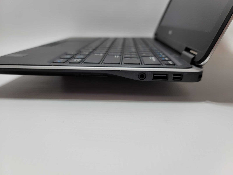 DELL Latitude E7240 with i7-4600U CPU 8G BRAM & 256GBRAM READ -