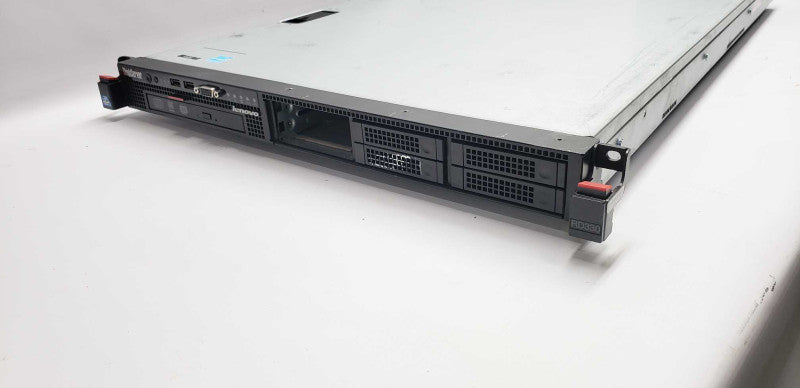 Lenovo thinkserver RD330 2x Xeon E5-2450 @ 2.10ghz / 64gb ram / no 2.5\\" HDDs #
