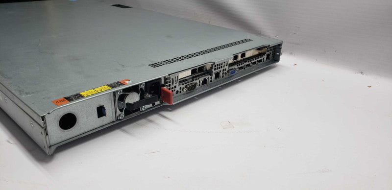 Lenovo thinkserver RD330 2x Xeon E5-2450 @ 2.10ghz / 64gb ram / no 2.5\\" HDDs #