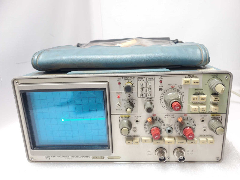 Tektronix 434 Storage Oscilloscope, Powers on, AS-IS for parts _