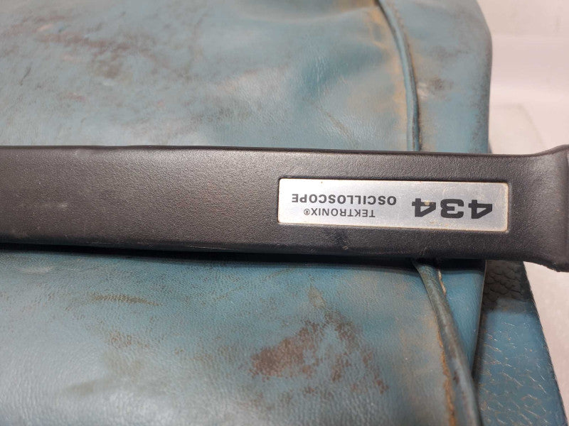 Tektronix 434 Storage Oscilloscope, Powers on, AS-IS for parts _
