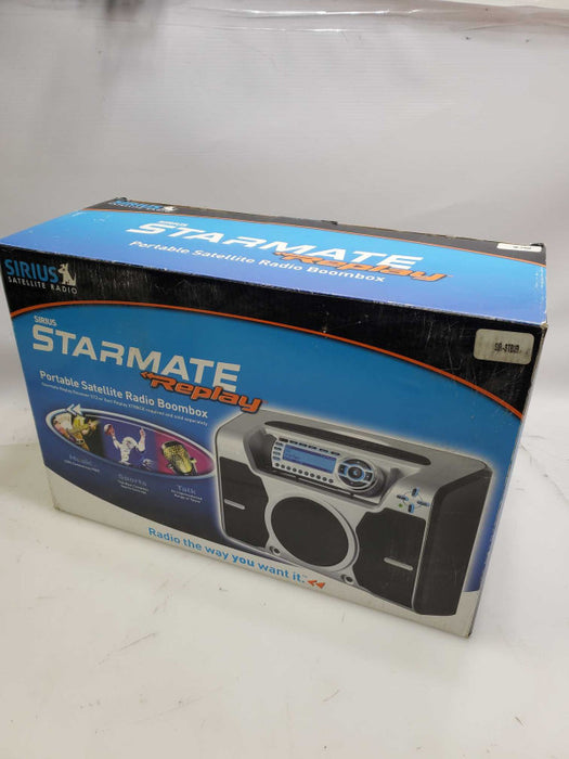 SIRIUS STARMATE REPLAY SATELLITE PORTABLE BOOMBOX SIR-GTRB1 )