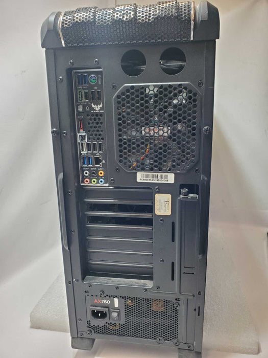 Custom Asus Sabertooth X79 Core I7-4820K 3.7GHz, 32GB RAM, 6x HDD Trays _