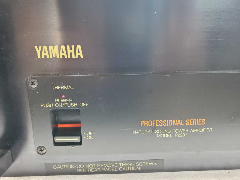 YAMAHA P2201 2 CH PROFESSIONAL NATURAL SOUND AMPLIFIER, Powers on, AS-IS _