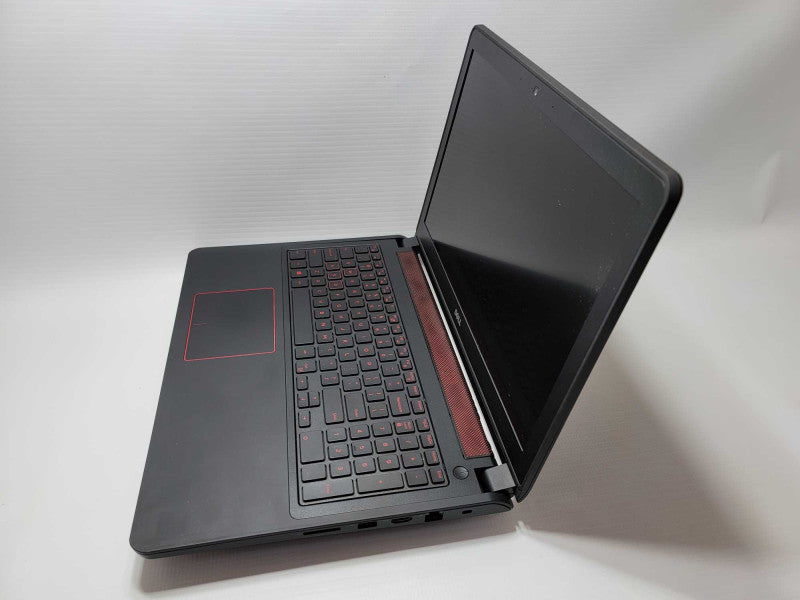 DELL Inspiron 15-5577 NO HDD/SSD 8GB RAM READ