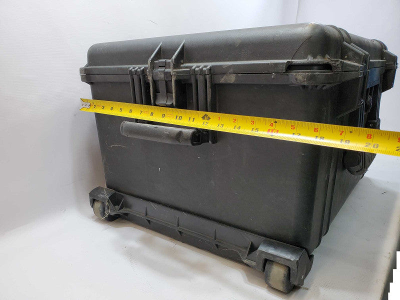 Pelican Storm Case 23\\"x18\\"x13\\" (