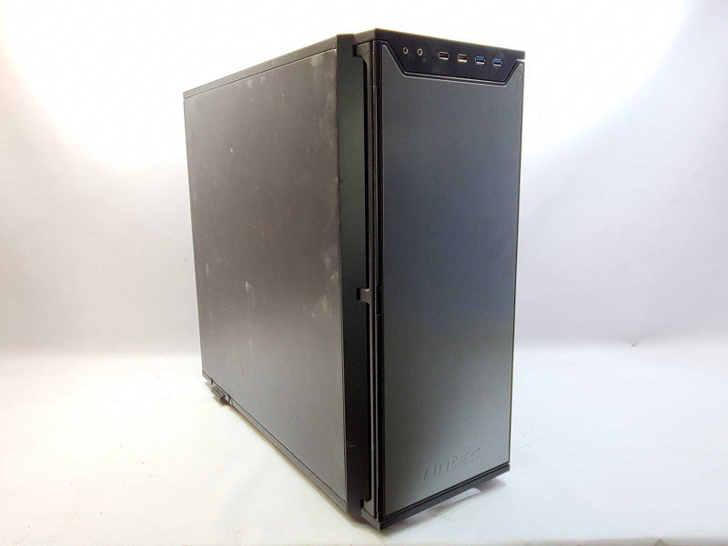 Custom PC Asus Z9NA-D6C 2x Xeon E5-2403 @ 1.8 GHz 8GB Ram No HDD PS750 (