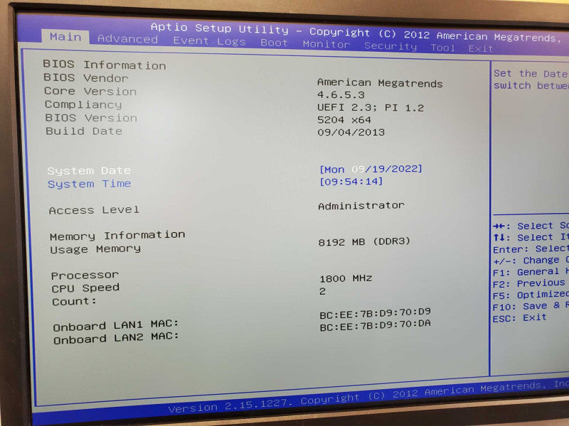 Custom PC Asus Z9NA-D6C 2x Xeon E5-2403 @ 1.8 GHz 8GB Ram No HDD PS750 (