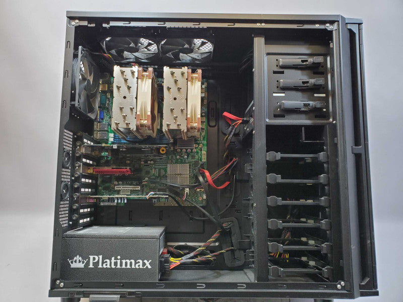 Custom PC Asus Z9NA-D6C 2x Xeon E5-2403 @ 1.8 GHz 8GB Ram No HDD PS750 (