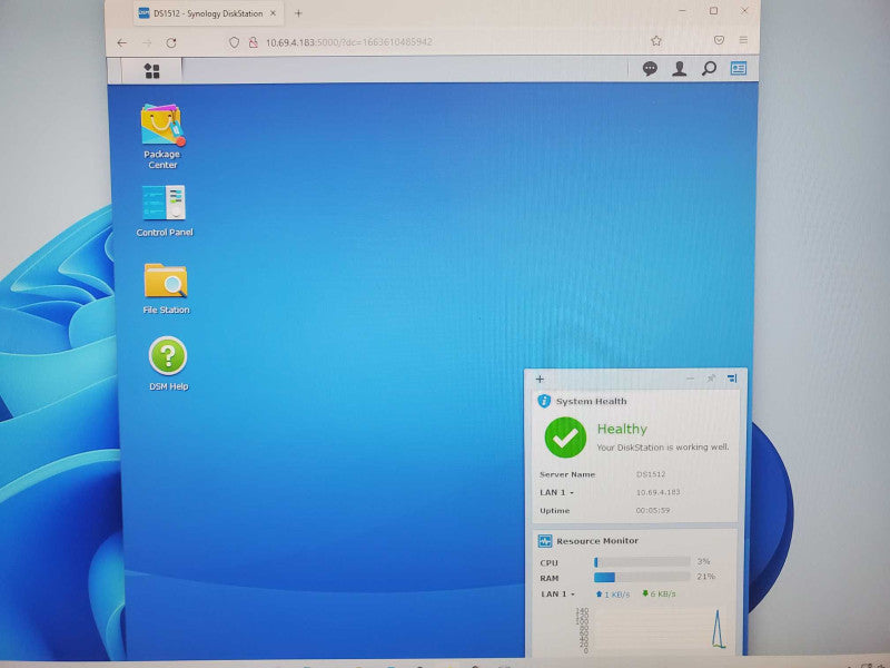Synology DS1512+ DiskStation 5 Bay NAS Server 1x 2TB HDD _