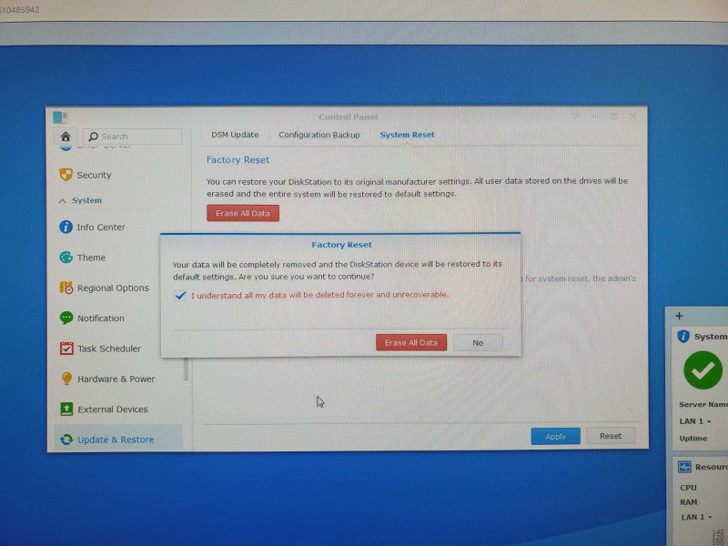 Synology DS1512+ DiskStation 5 Bay NAS Server 1x 2TB HDD _