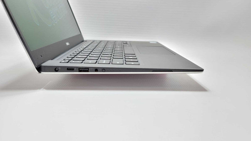 DELL XPS 13 9360 with i5-7200U CPU 8GB RAM & 256GB SSD Storage  -