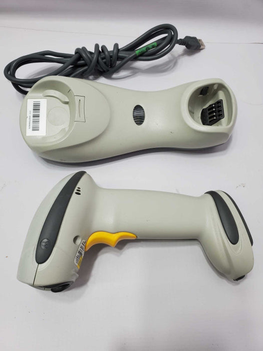SYMBOL DS6878 Hand Scanner and Base |