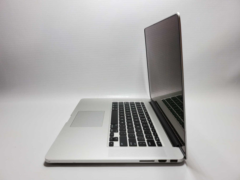 MacBook Pro 2015 15\\" Retina i7-4870HQ@ 2.5 GHz 16GB Ram 500GB SSD R9 M370X 2GB (